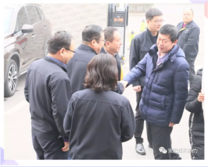 市政協(xié)副主席、住建局黨組書記、局長(zhǎng)侯津琪到益和熱力公司走訪慰問一線職工